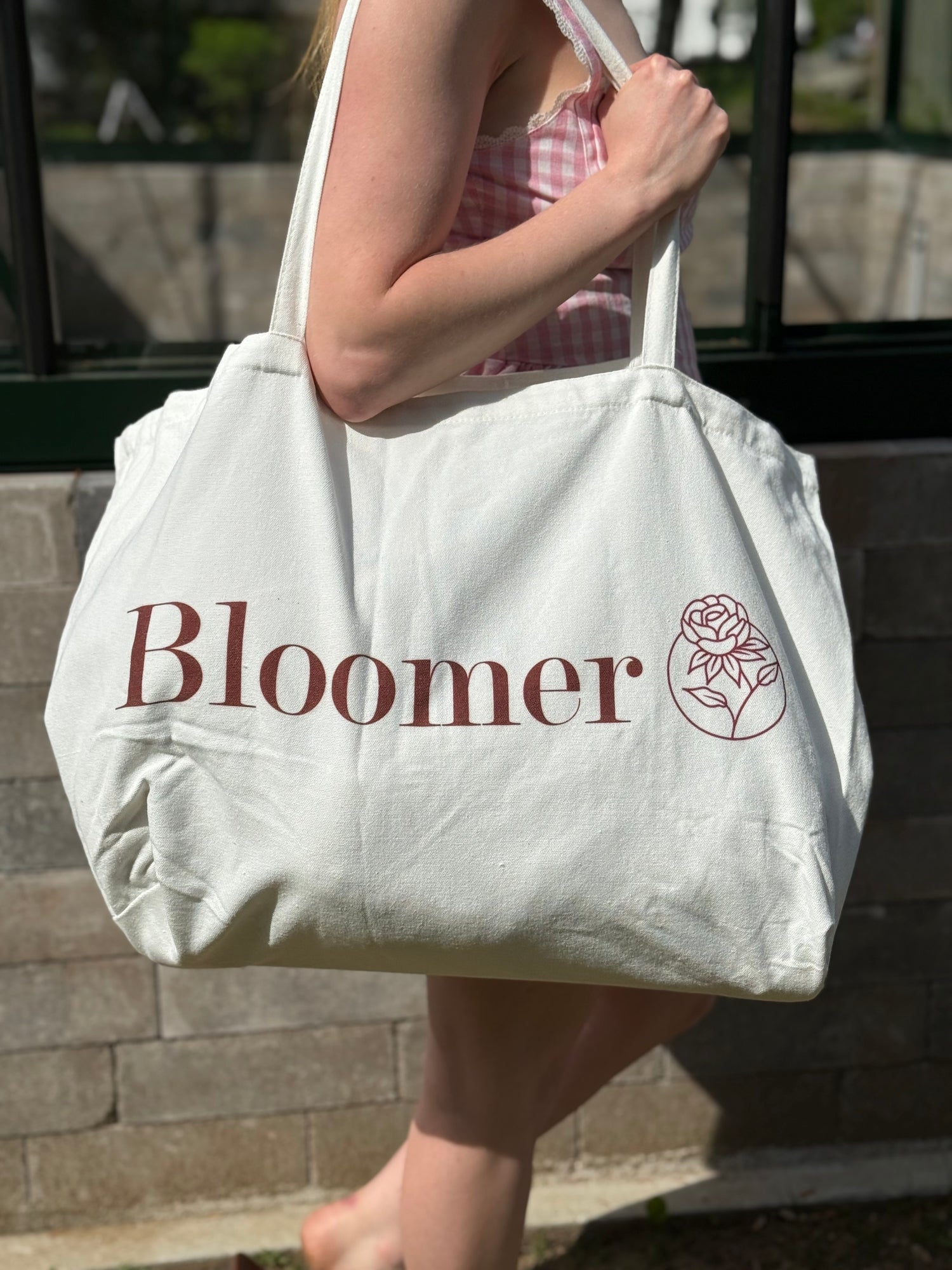 World of Blooms Oversized 'Bloomer' Bag