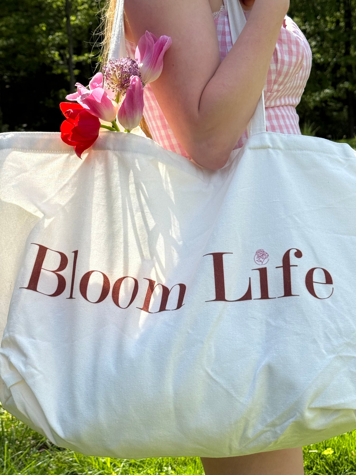 World of Blooms Oversized 'Bloom Life' Bag